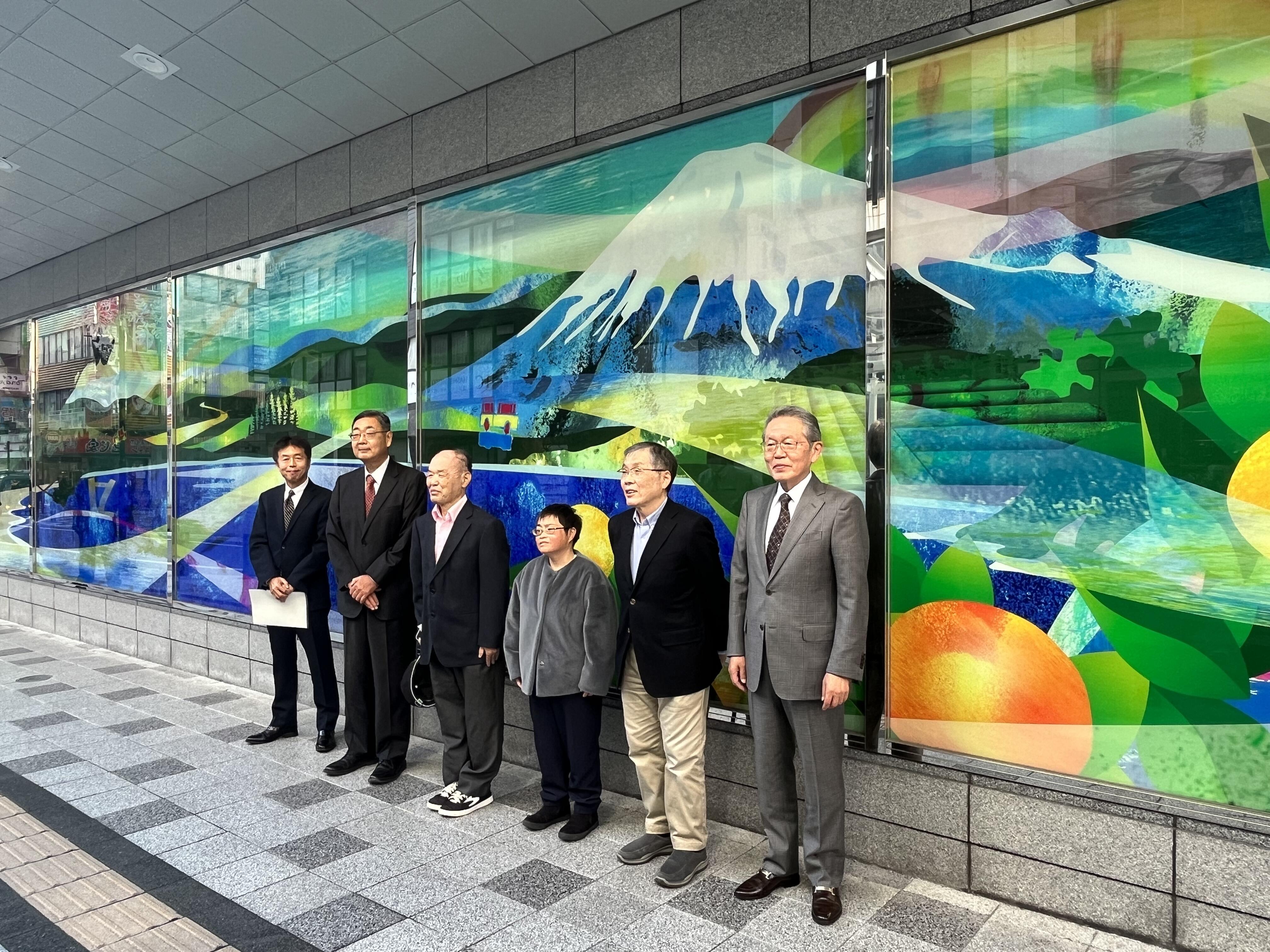 StarMax._チャレンジドデザインウォール (1).jpg