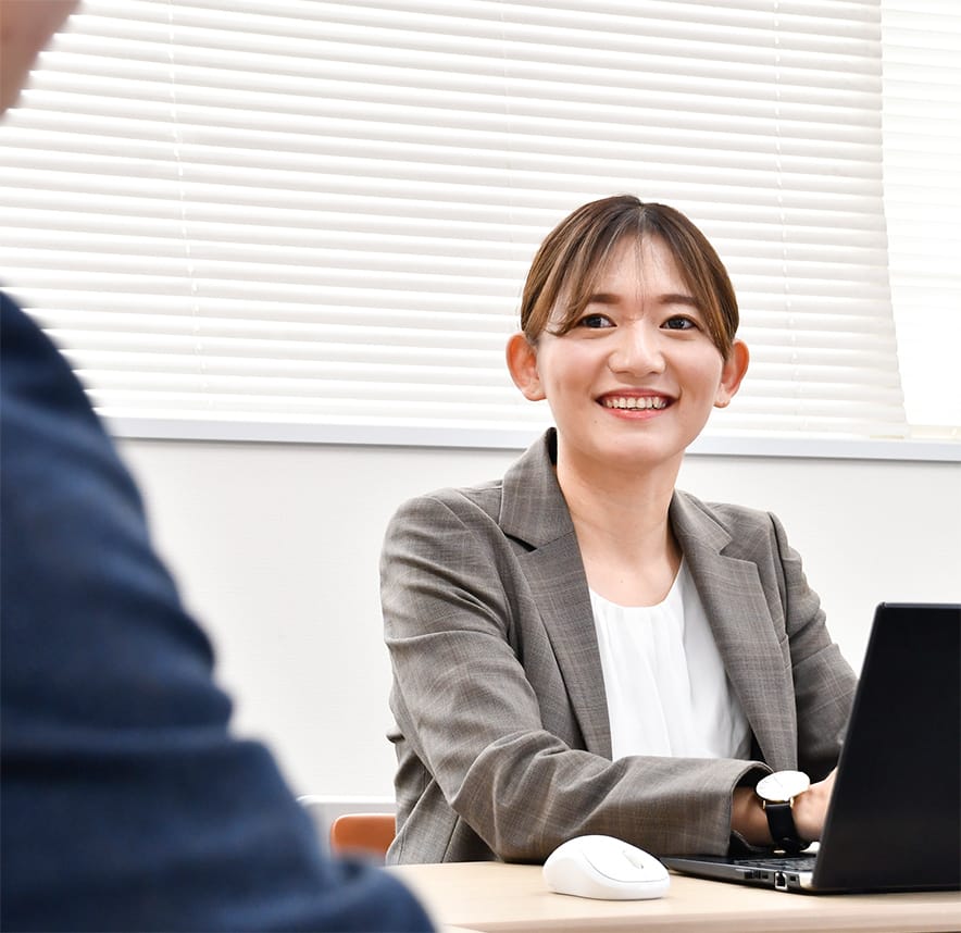 「課題解決力」のスローガンの元に、お客さまの要望を十分に汲み上げるStarMax.のスタッフ